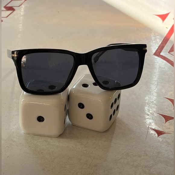 Hugo Boss 1598/S Square Sunglasses main image 6